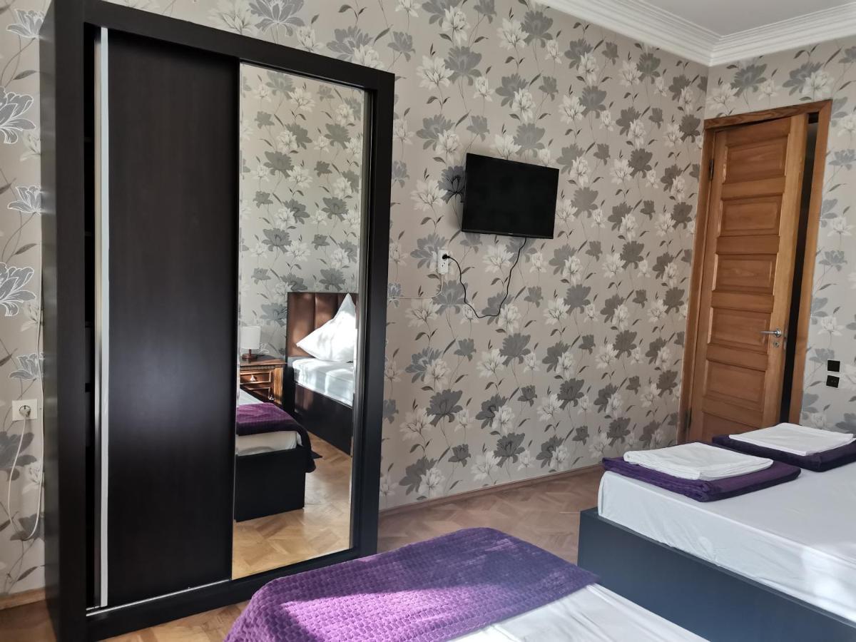 European Backpackers 欧洲背包客&大厨房 Hostel Tbilisi Bagian luar foto