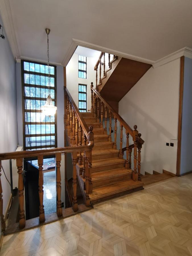 European Backpackers 欧洲背包客&大厨房 Hostel Tbilisi Bagian luar foto