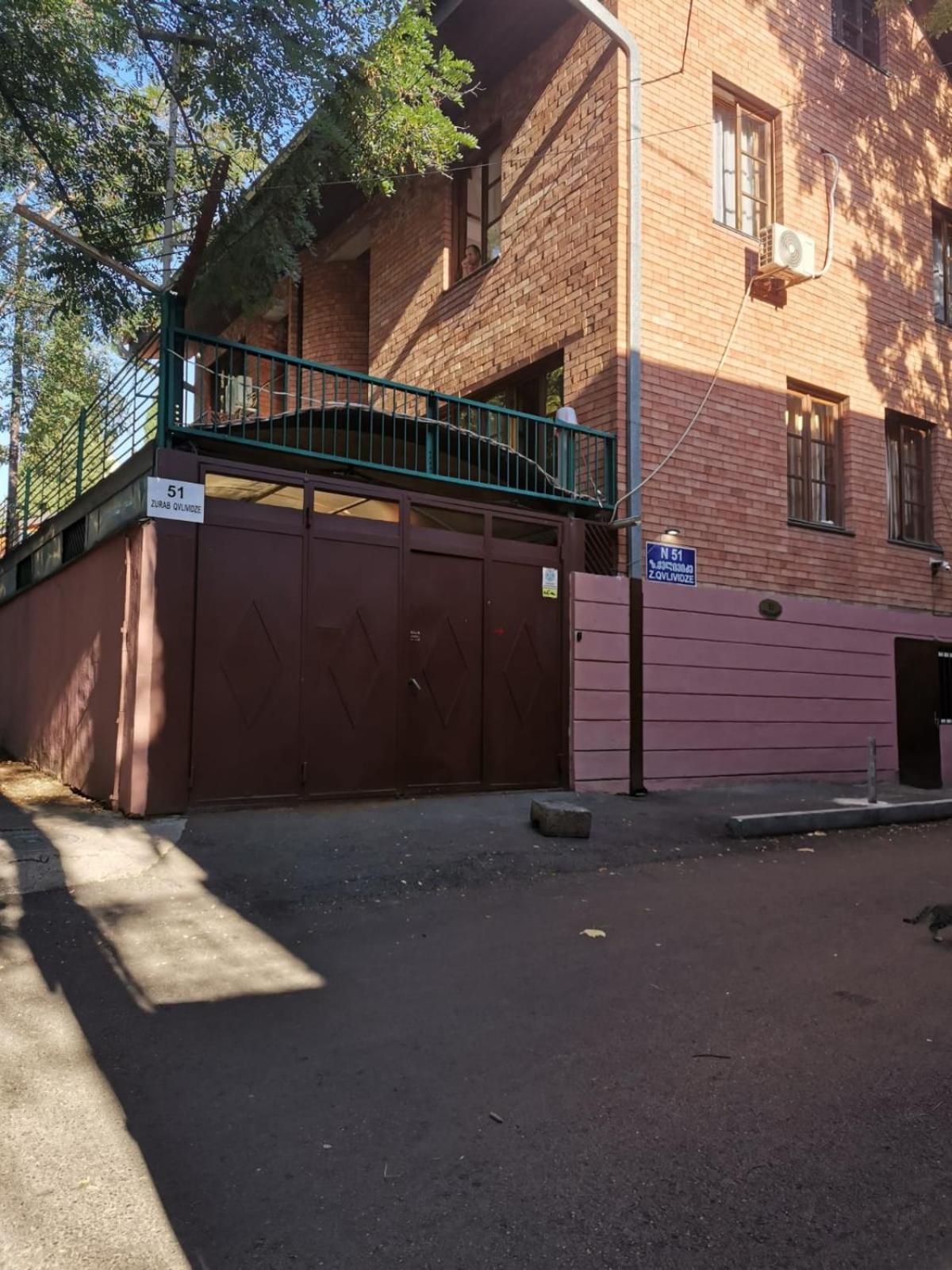 European Backpackers 欧洲背包客&大厨房 Hostel Tbilisi Bagian luar foto