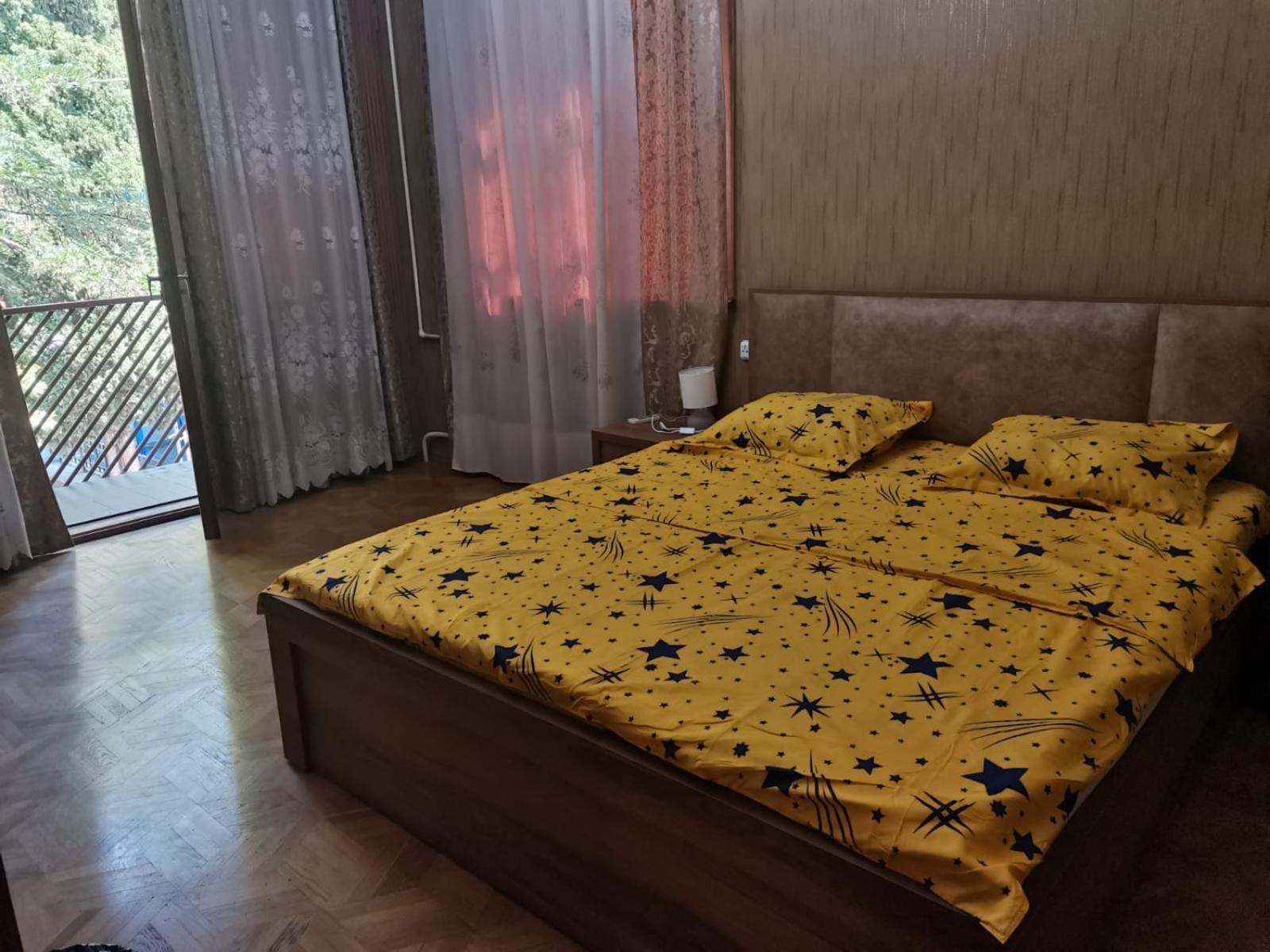 European Backpackers 欧洲背包客&大厨房 Hostel Tbilisi Bagian luar foto