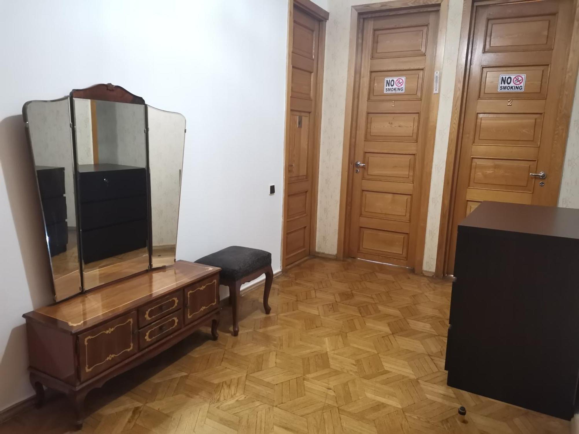 European Backpackers 欧洲背包客&大厨房 Hostel Tbilisi Bagian luar foto